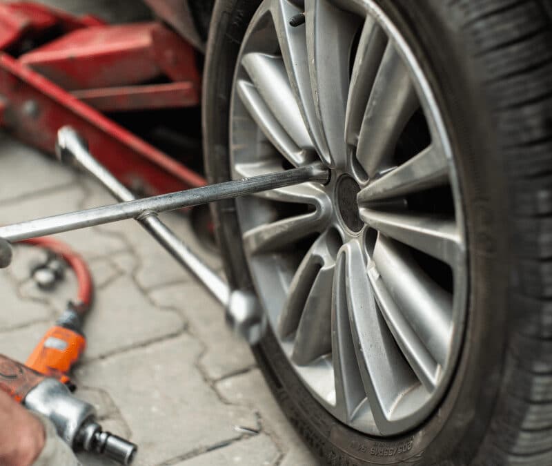 Flat Tire? Duluth Towing’s Quick and Reliable Tire Change Service